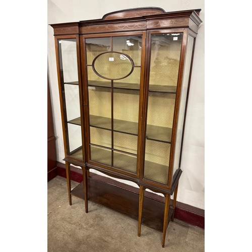 208 - An Edward VII inlaid mahogany display cabinet