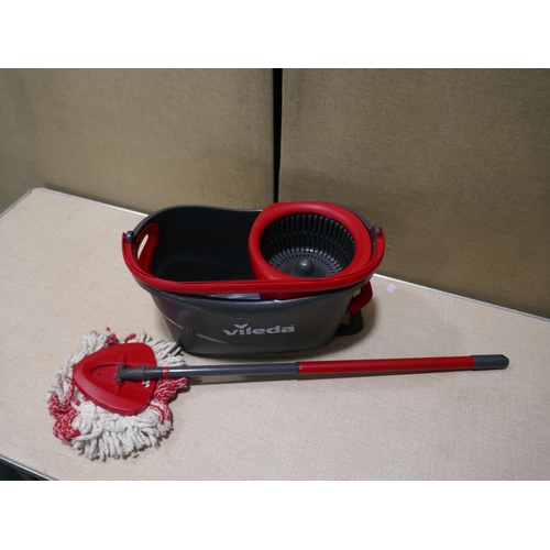 6204 - Vileda bucket & mop turbo, Christmas mat and a JosephJoseph laundry basket   (354-76,78,81) *This lo... 