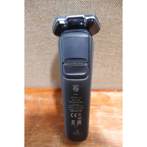 6124 - Philips 7000 shaver, original RRP £124.99 + VAT (354-267) *This lot is subject to VAT