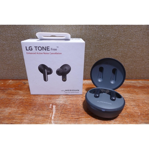 6125 - LG wireless earbuds  (354-213) *This lot is subject to VAT