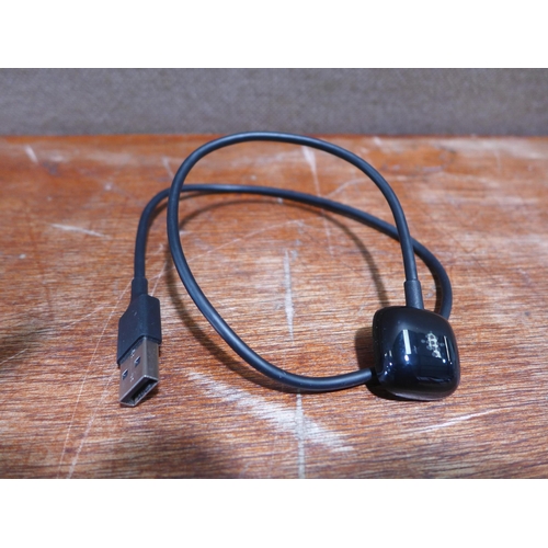 6126 - Fitbit versa 4 black, original RRP £144.99 + VAT (354-219) *This lot is subject to VAT