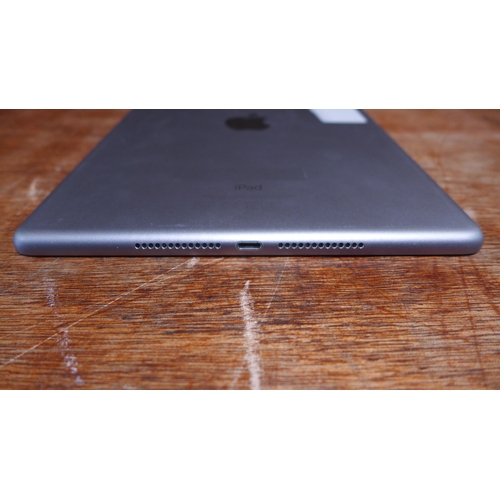 6129 - Apple ipad 5th Generation 32gb (model:NPIJ2B/A)  *This lot is subject to VAT