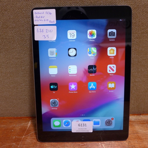 6131 - Apple ipad Air 16gb (model:MD791B/B)  *This lot is subject to VAT