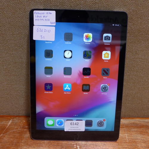 6142 - Apple ipad Air 16gb (model:MD791B/B)  *This lot is subject to VAT
