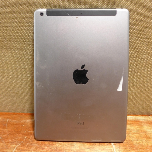 6145 - Apple ipad Air 16gb (model:MD791B/B)  *This lot is subject to VAT