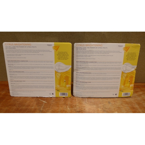 6161 - Three Frudia brightening facial sets (354-800) *This lot is subject to VAT