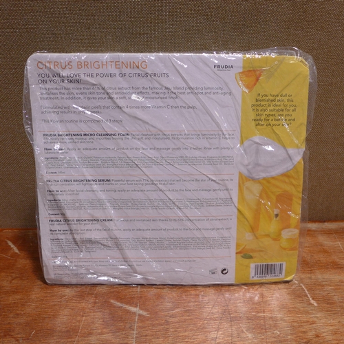 6161 - Three Frudia brightening facial sets (354-800) *This lot is subject to VAT