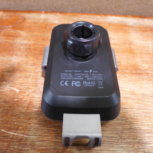 6166 - Wireless phone car charger  (354-79) *This lot is subject to VAT
