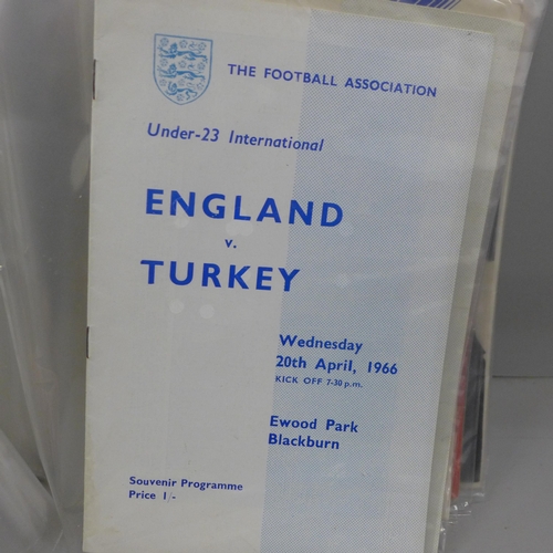 2094 - Football programmes; 1950s, 1960s, Manchester United, England U21, U23, friendlies, other programmes... 