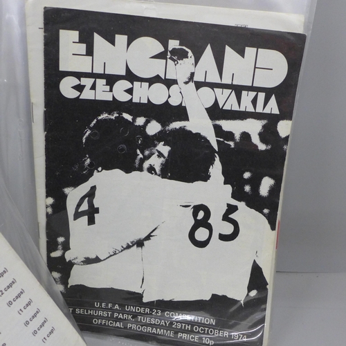 2094 - Football programmes; 1950s, 1960s, Manchester United, England U21, U23, friendlies, other programmes... 