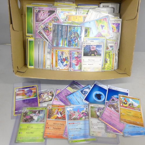 2095 - A large collection of Pokémon cards, over 1,100