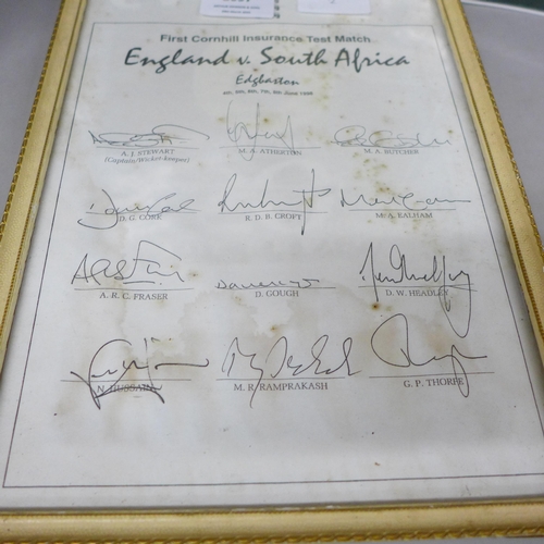 2097 - Sport ephemera; England World Cup winning picture 1966, signed cricket bat, Formula 1 picture, etc.