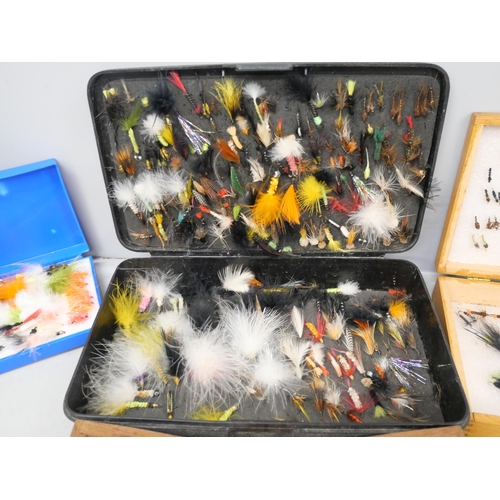 2119 - Collection of fishing flies, (4 boxes)