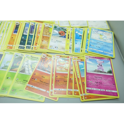 2169 - A large collection of vintage Pokémon cards, over 200