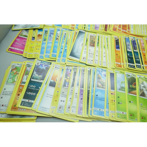 2169 - A large collection of vintage Pokémon cards, over 200