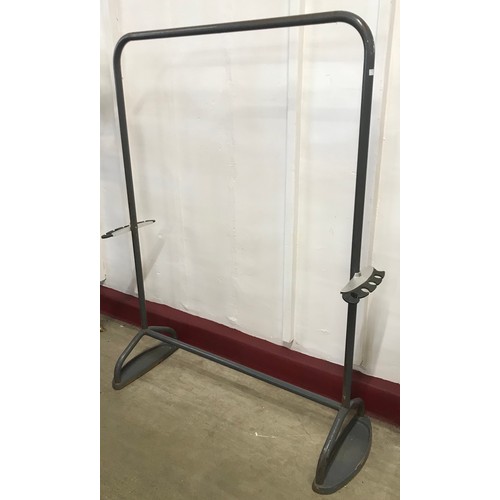Lot 255       