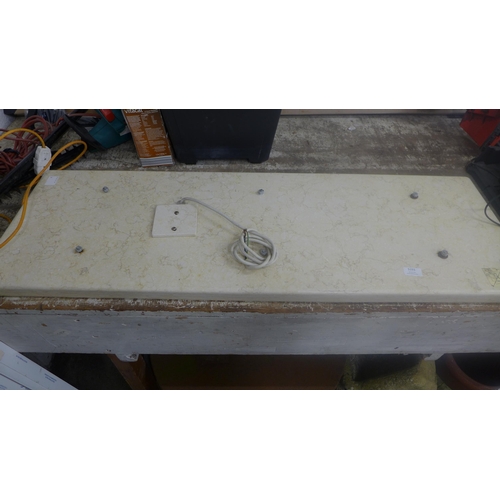 5193 - A 120cm x 40cm Mermo-Lux Leskovac marble radiator (230V) with wall brackets and fixings