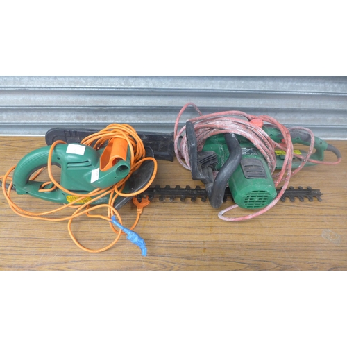 5189 - A Qualcast GCS400 electric chainsaw and a Black and Decker, 240V hedge trimmer