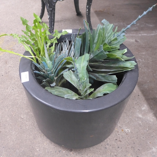 5199 - A painted metal garden chair and circular plastic plant pot with plant
