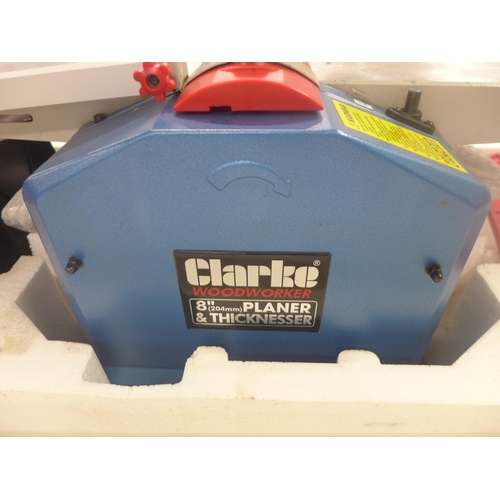 5222 - A Clarke Woodworker CPT800 230V, 8