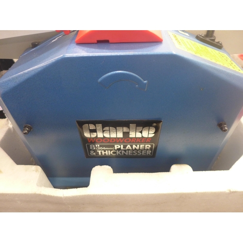 5224 - A Clarke Woodworker CPT800 230V, 8