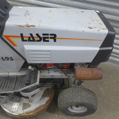 5226 - An MTD Laser L95 petrol driven ride on mower with a 3ft cutting deck, powered by a Kohler Command 12... 