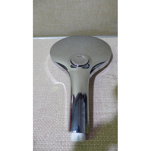6103 - GROHE Vitalio 150 SmartActive Shower head, original RRP £78.82 + VAT (AJSAm3 -13) *This lot is subje... 
