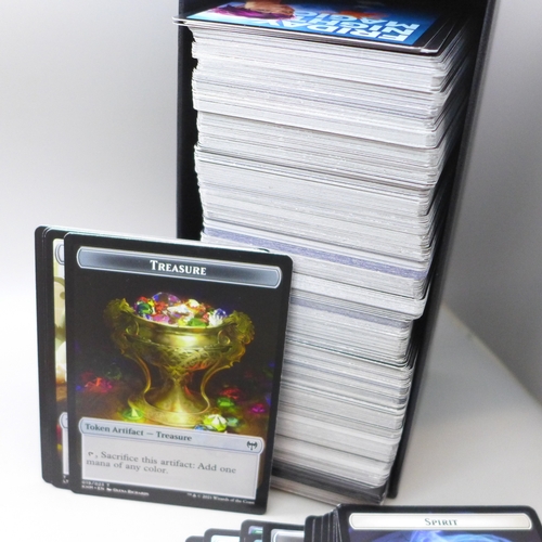 2075 - 1000+ MTG (Magic the Gathering) trading cards