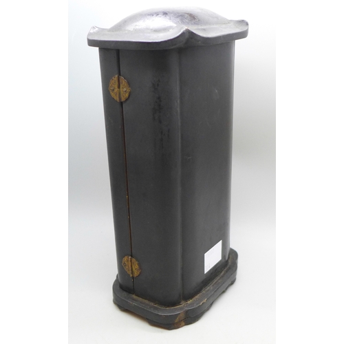 2085 - A 19th Century Japanese black lacquered and gilt travelling shrine, a/f