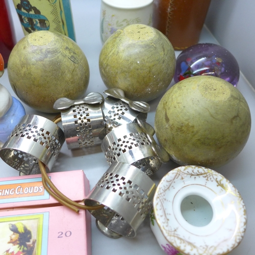 2095 - Assorted items, including a Wedgwood glass bird (beak a/f), paperweights, vintage cigarettes and mat... 