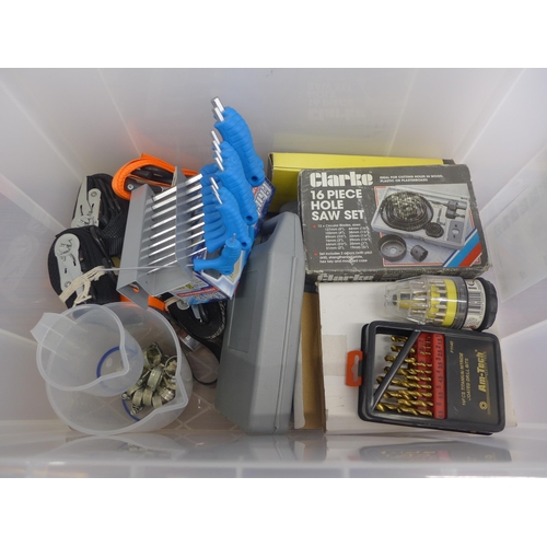 5016 - A large quantity of assorted tools including a Performance Power 230V, 710W hammer drill, a Clarke f... 