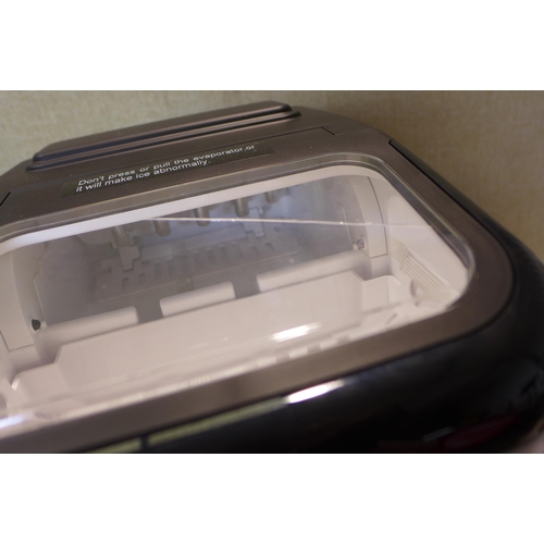 6129 - Apple ipad 5th Generation 32gb (model:NPIJ2B/A)  *This lot is subject to VAT