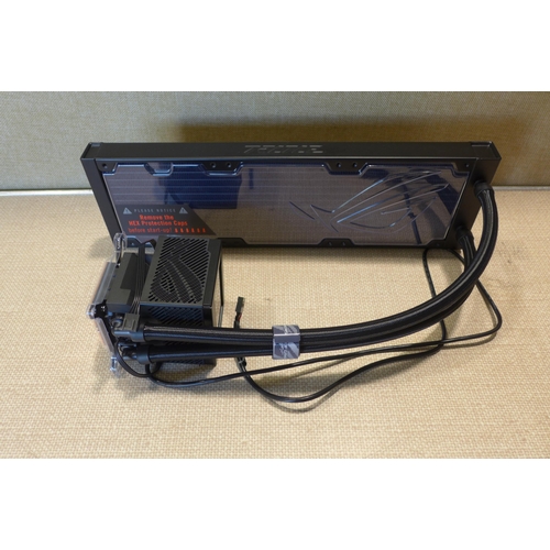 6134 - Apple ipad Air 16gb (model:MD791B/B)  *This lot is subject to VAT