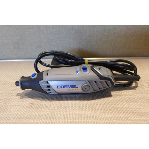 6135 - Apple ipad 5th Generation 32gb (model:MP252B/A)  *This lot is subject to VAT