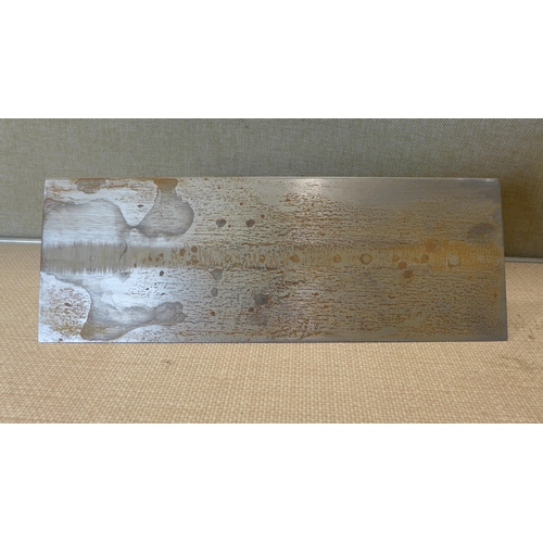 6141 - Apple ipad cellular 32gb (model:MR6Y2B/A)  *This lot is subject to VAT