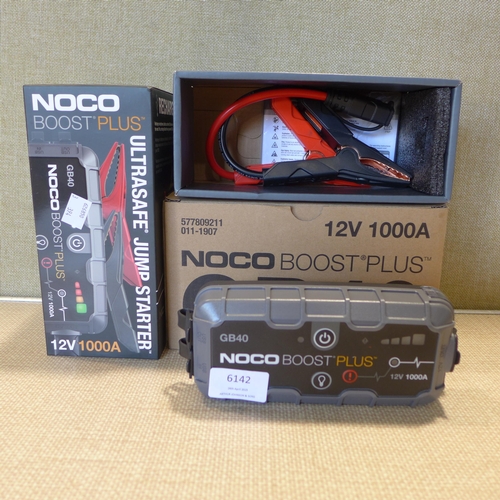 6142 - Apple ipad Air 16gb (model:MD791B/B)  *This lot is subject to VAT