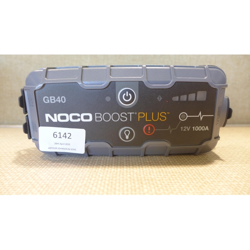 6142 - Apple ipad Air 16gb (model:MD791B/B)  *This lot is subject to VAT