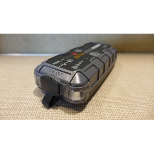 6142 - Apple ipad Air 16gb (model:MD791B/B)  *This lot is subject to VAT