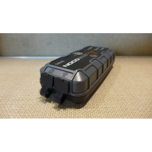 6142 - Apple ipad Air 16gb (model:MD791B/B)  *This lot is subject to VAT