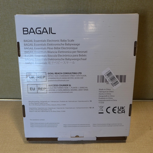 6145 - Apple ipad Air 16gb (model:MD791B/B)  *This lot is subject to VAT