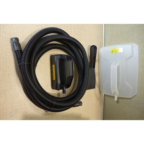 6152 - Celestron az102 telescope, original RRP £159.99 + VAT (354-680) *This lot is subject to VAT