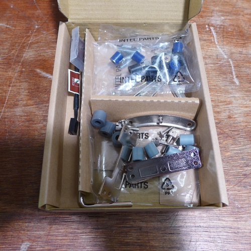 6154 - Panasonic digital cordless phone - kx-tgb610 and Two BT Everyday cordless home phones - one missing ... 