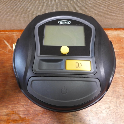 6165 - Cricut maker 3 & bundle tool set , original RRP £319.99 + VAT (354-83) *This lot is subject to VAT