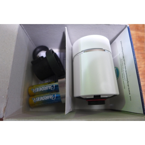 6196 - Animal hottie, Kidkraft Beat Balance board game and a Hoverstar Lumisphere flying orb with LED light... 