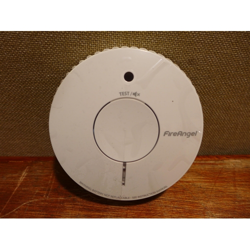 6197 - Banquet recycled bin liners, Brita Maxtra xl style jug and a  Bamboo lazy Susan with 3 porcelain dis... 