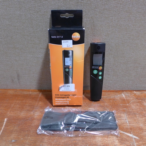 6199 - Power puppy/kitty remote control toy and two Xshot skins Last Stand nerf guns (354-390,420) *This lo... 