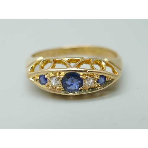 7192 - A Victorian 18ct gold, diamond and sapphire ring, 3g, L