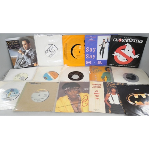 2098 - A collection of approximately 75 original 7