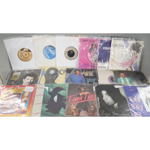 2098 - A collection of approximately 75 original 7