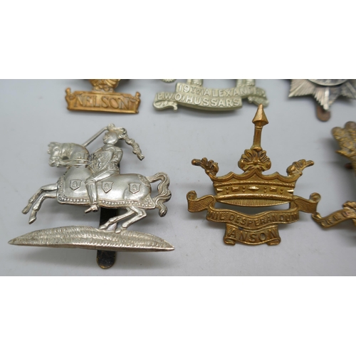 2127 - Assorted cap badges, including Fife and Forth, 19th Hussars, WWI R.N. division Nelson, Anson, 11th P... 